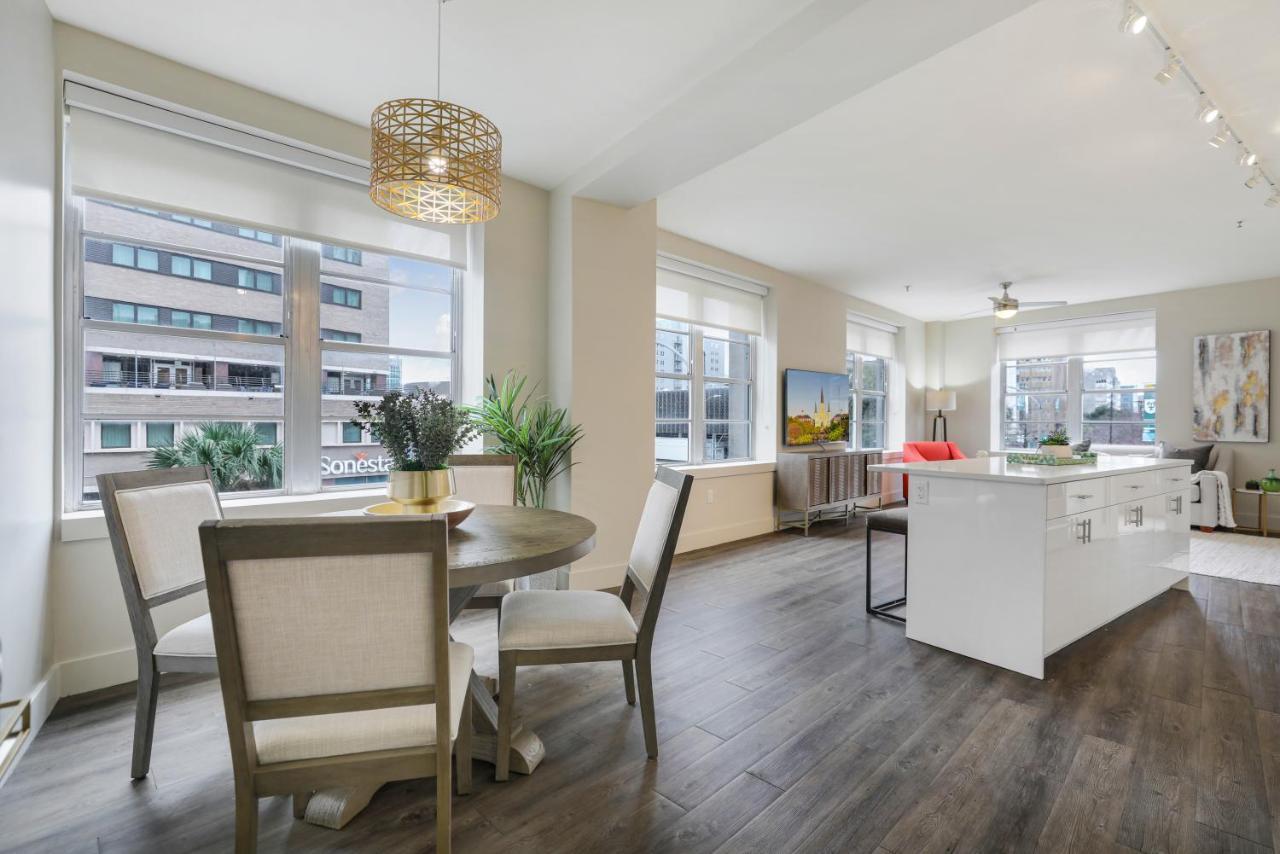 2 Bedroom Elegant Condos In Downtown New Orleans Exterior photo